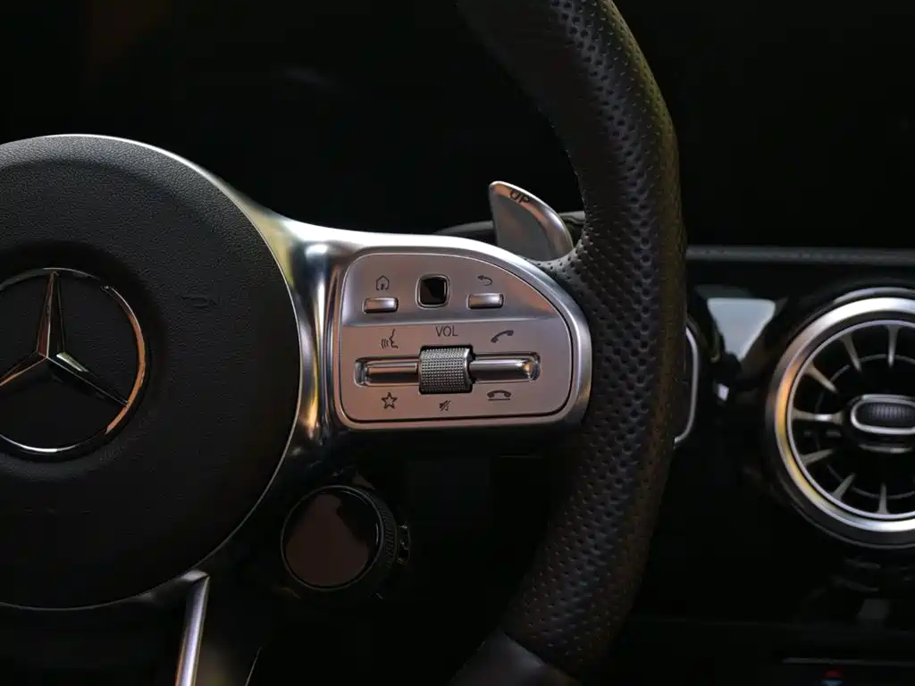 Mercedes-Benz A-Class AMG 2023 Model Year AMG A 35 L 4MATIC фото 42