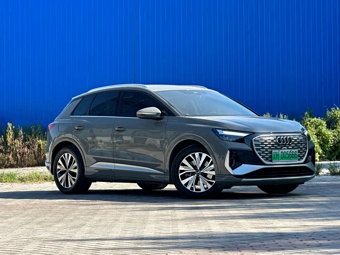 Audi Q4 e-tron 2023 2023 40 e-tron Pioneer Edition