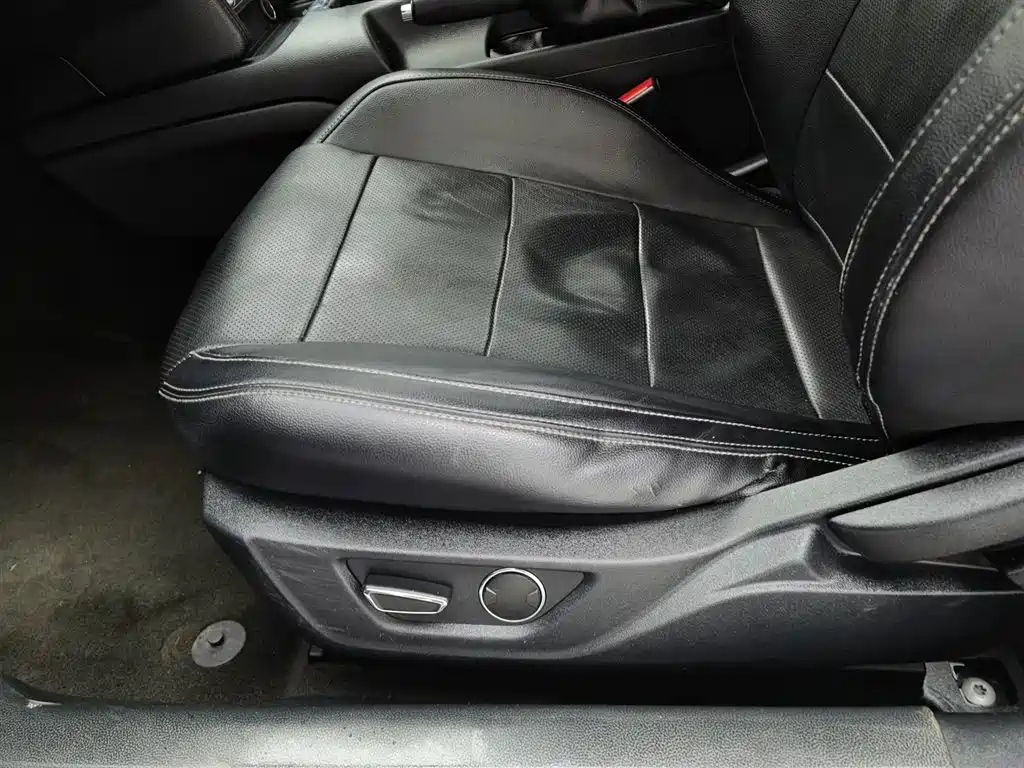 Ford Mustang 2015 2.3T Performance Edition фото 20