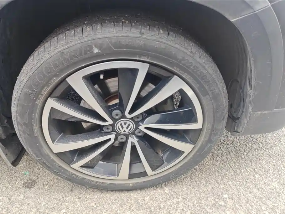 Volkswagen Tharu 2019 280TSI FWD Luxury Edition China VI фото 6