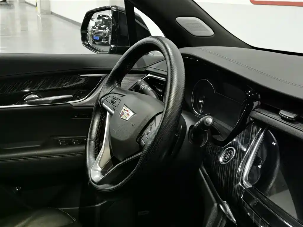 Cadillac XT6 2022 2.0T 6-Seater 4WD Luxury Edition фото 22