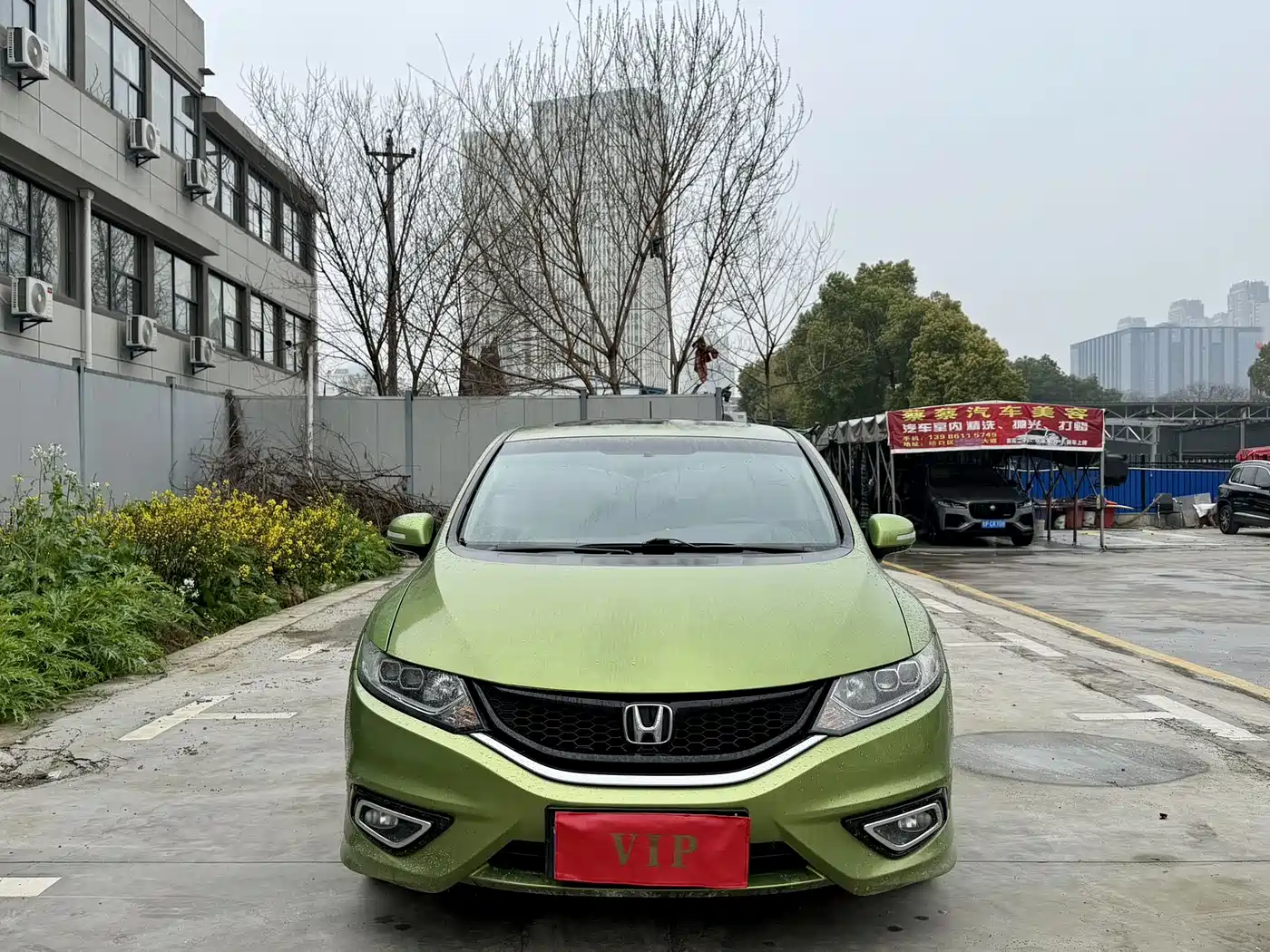 Фото 2 - Honda Jade
