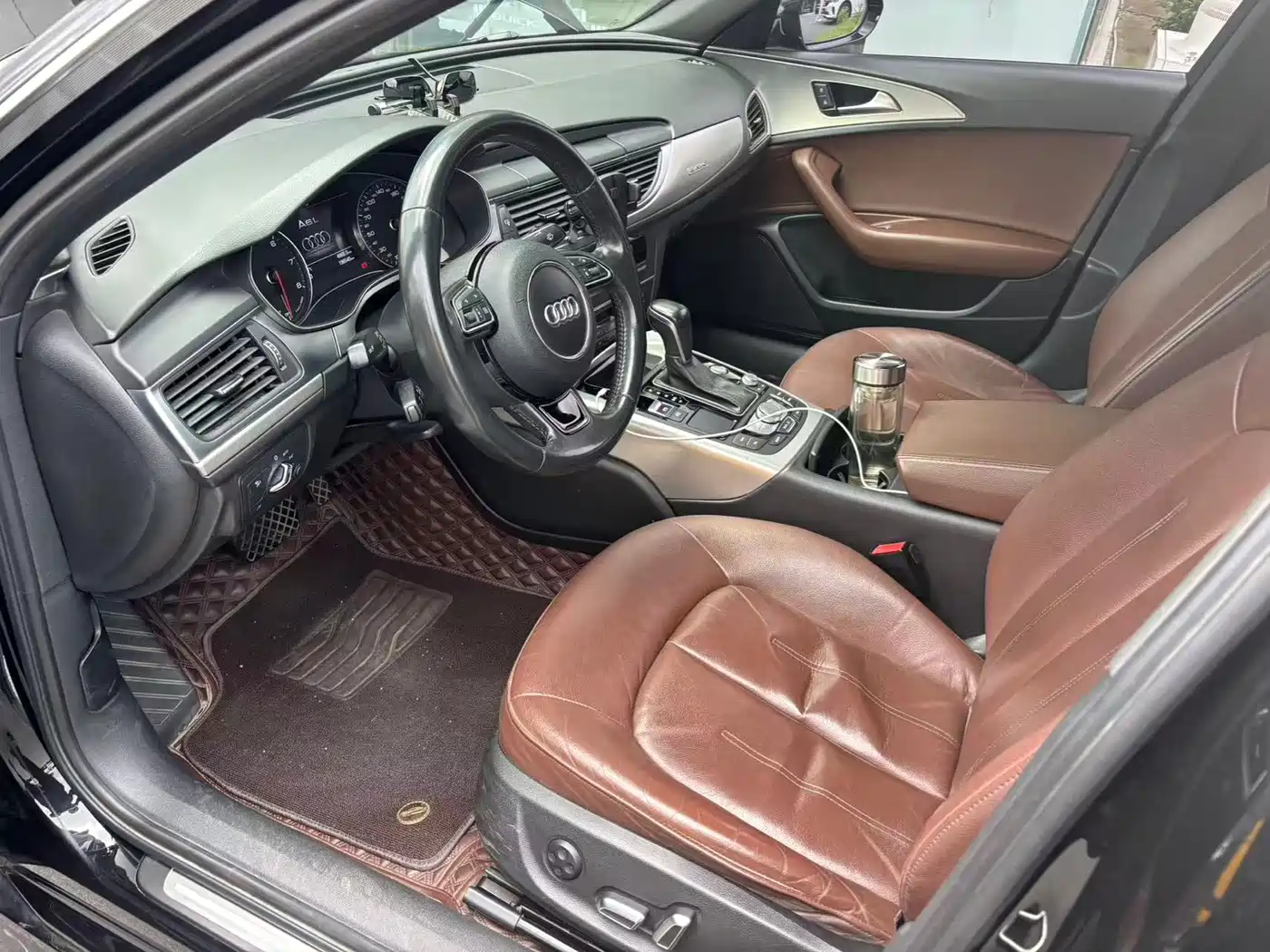 Фото 3 - Audi A6L
