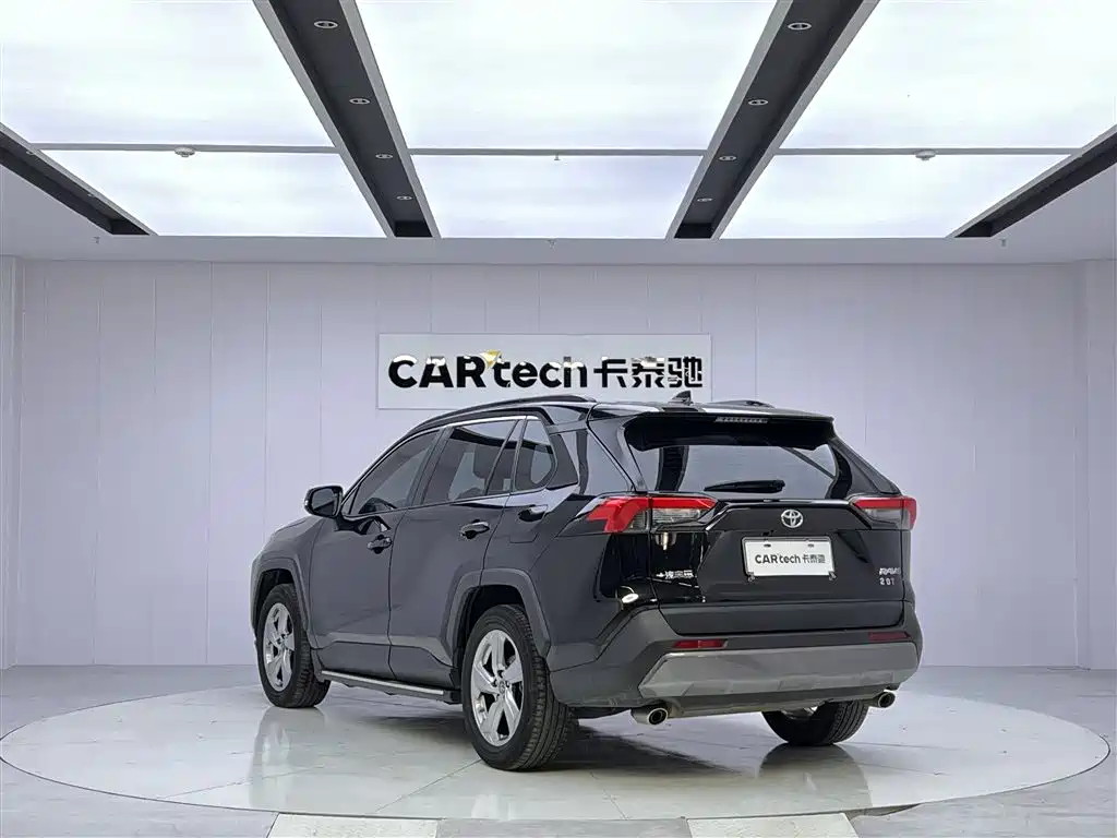 Toyota RAV4 Rongfang 2022 2.0L CVT 2WD Trend Edition фото 7