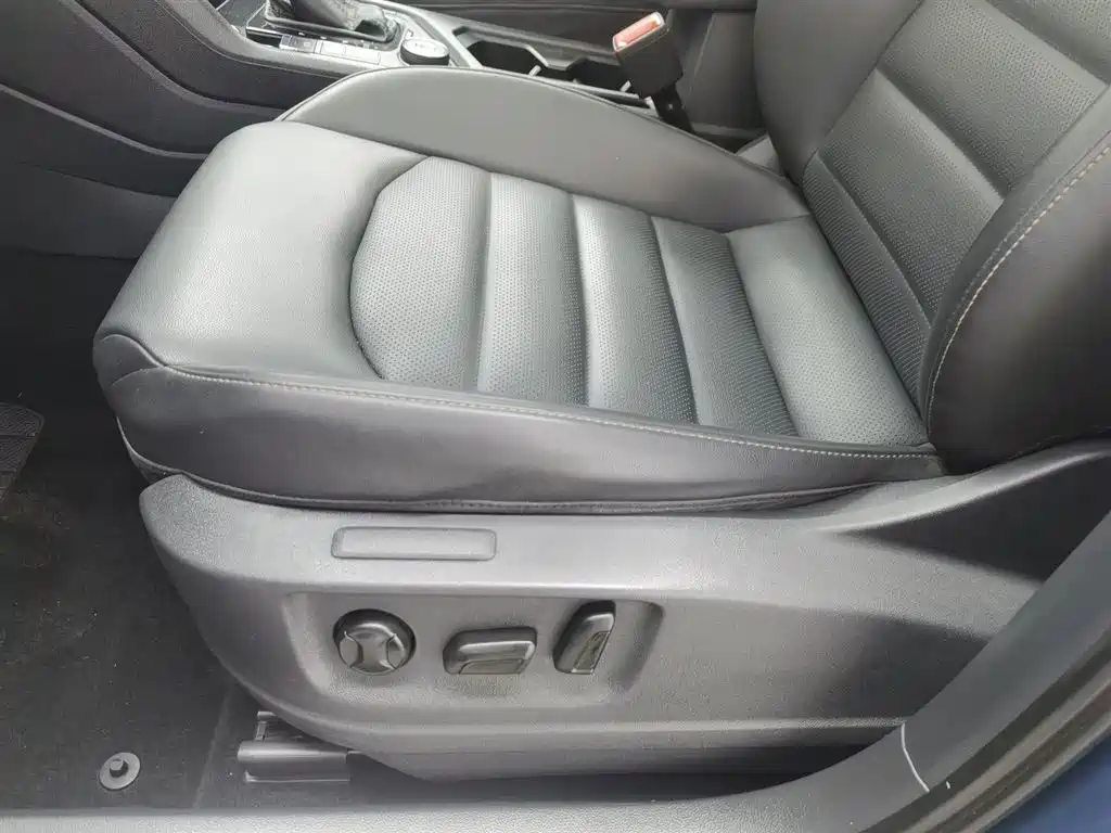 Volkswagen Tharu 2019 Model 330TSI 4WD Flagship Edition China VI фото 20
