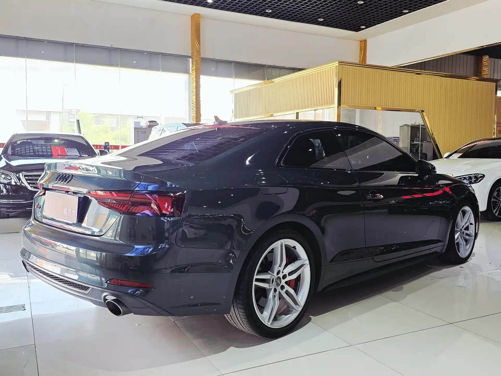 Photo 14 - Audi A5 (Import)