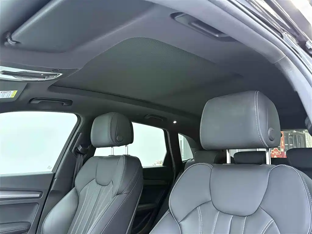 Audi Q5L 2024 Model 40 TFSI Luxury Dynamic фото 25