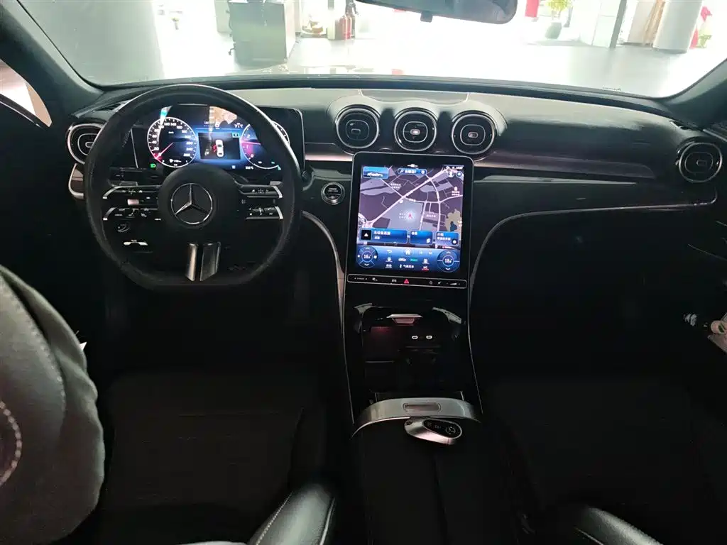Mercedes-Benz C-Class 2023 Facelift II C 260 L Sport Edition фото 6