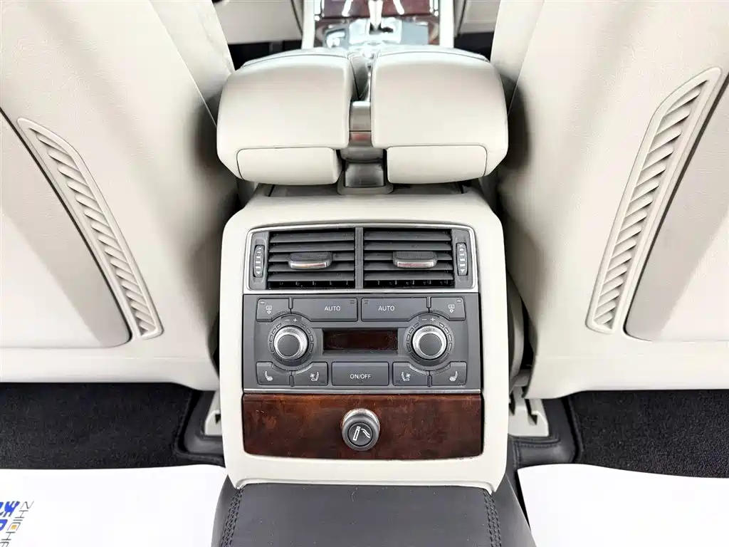 Audi A8 2007 A8L 3.2 FSI Luxury фото 16