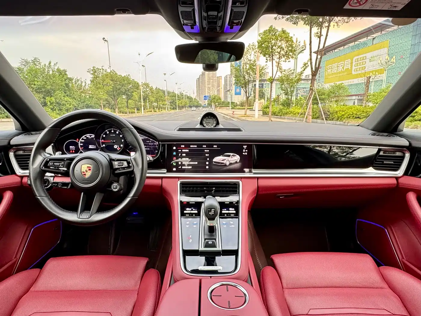 صورة 25 - Porsche Panamera