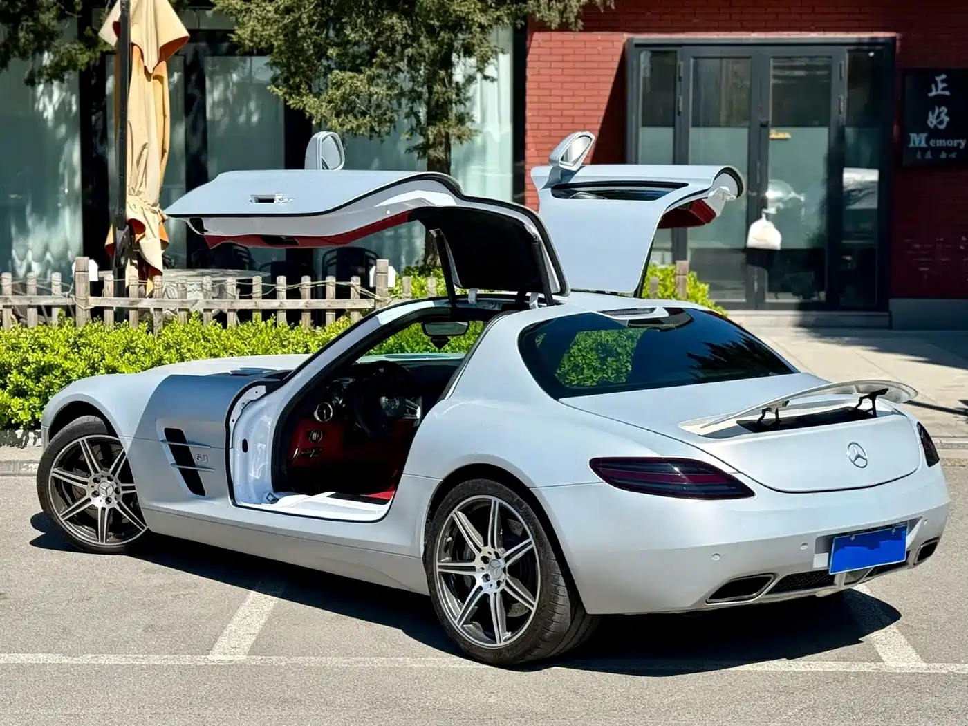 Mercedes-Benz SLS AMG 2011 SLS AMG фото 4