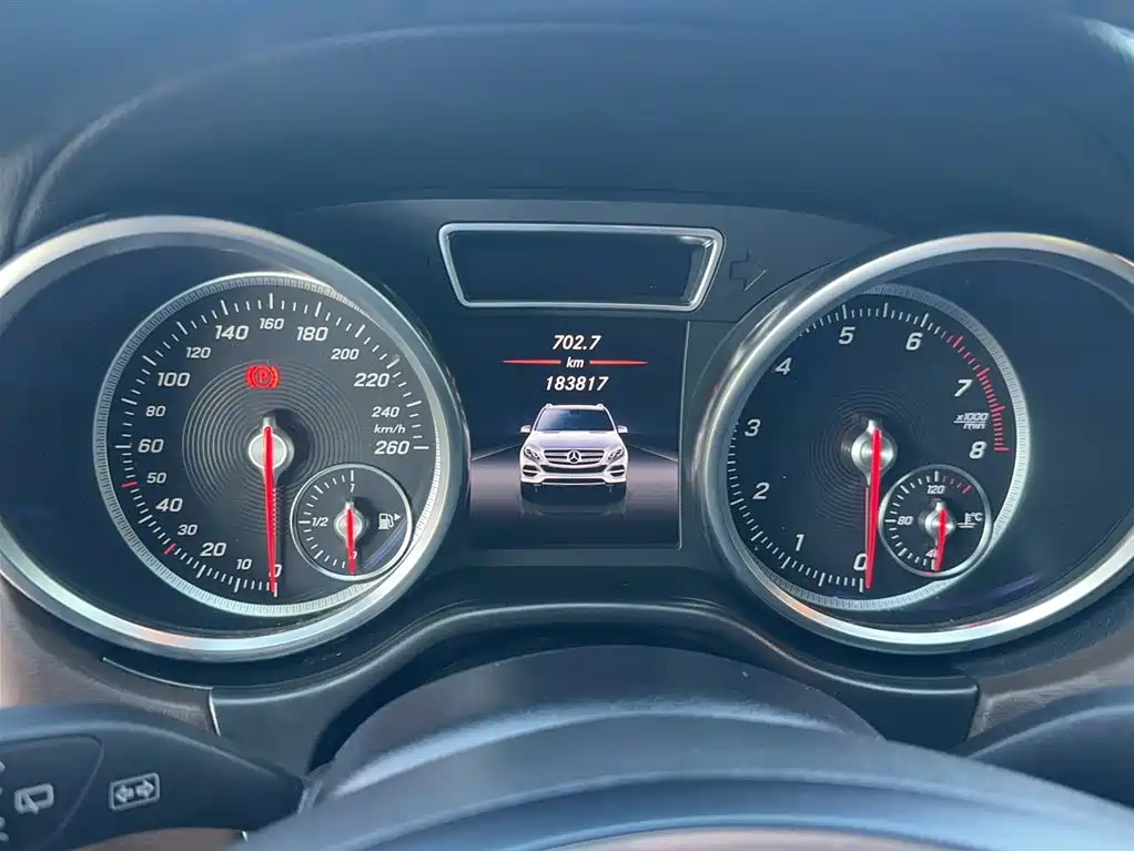 Mercedes-Benz GLE 2017 GLE 400 4MATIC фото 3
