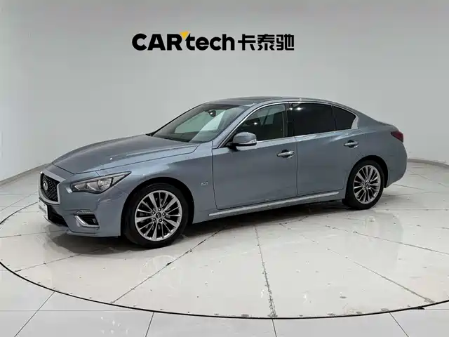 INFINITI Q50L