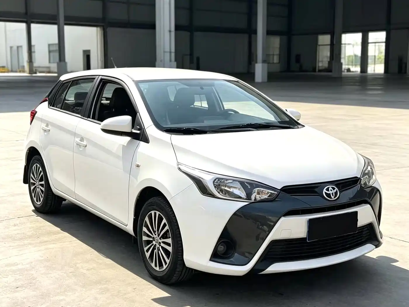 Toyota YARiS L Zhi Xuan 2018 1.5E CVT Champion Limited Edition фото 3