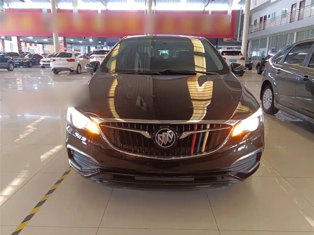 Buick Verano 2018 Sedan 15S Automatic Progressive фото 3