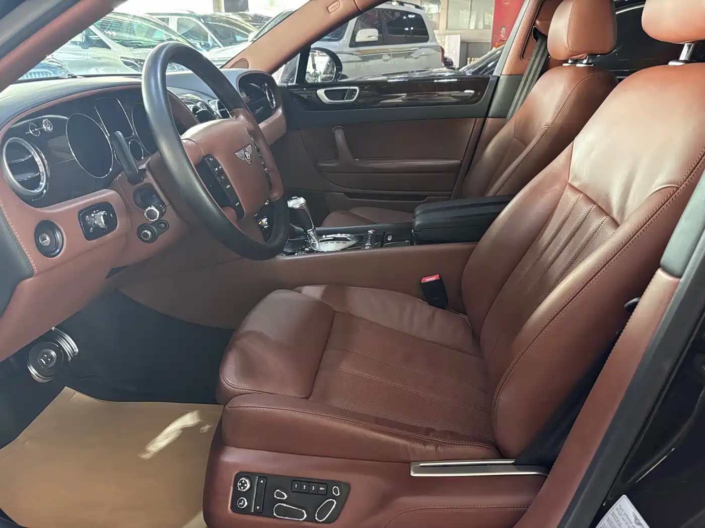 Bentley Flying Spur 2010 2010 6.0T 4-seater Version
