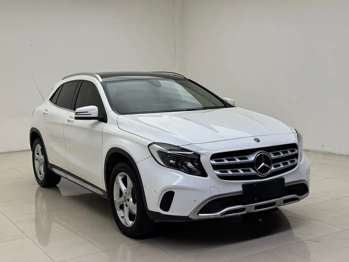 Mercedes-Benz GLA 2017 GLA 200 Dynamic фото 3