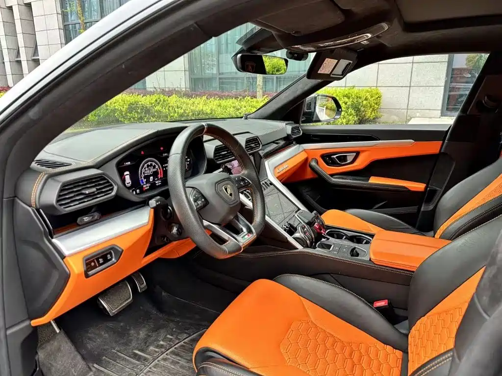 Lamborghini Urus 2019 2018 4.0T V8