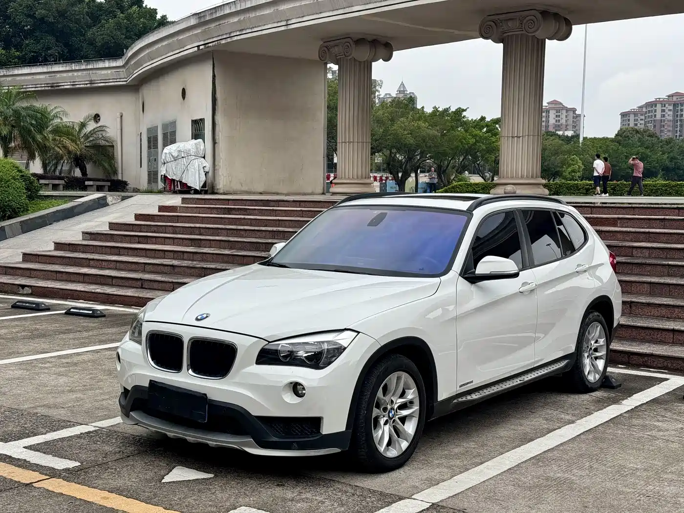 BMW X1 2015 Model sDrive18i Fashion Advanced Edition