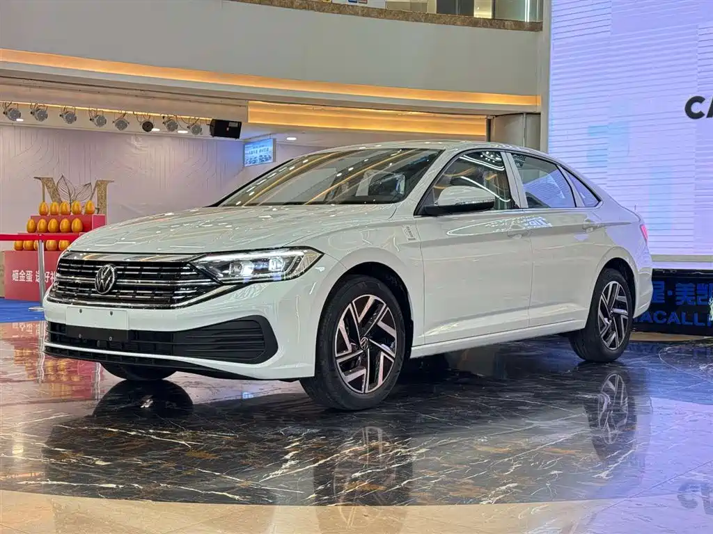 Volkswagen Sagitar 2025 Model Year Facelift 300TSI DSG Soaring Edition
