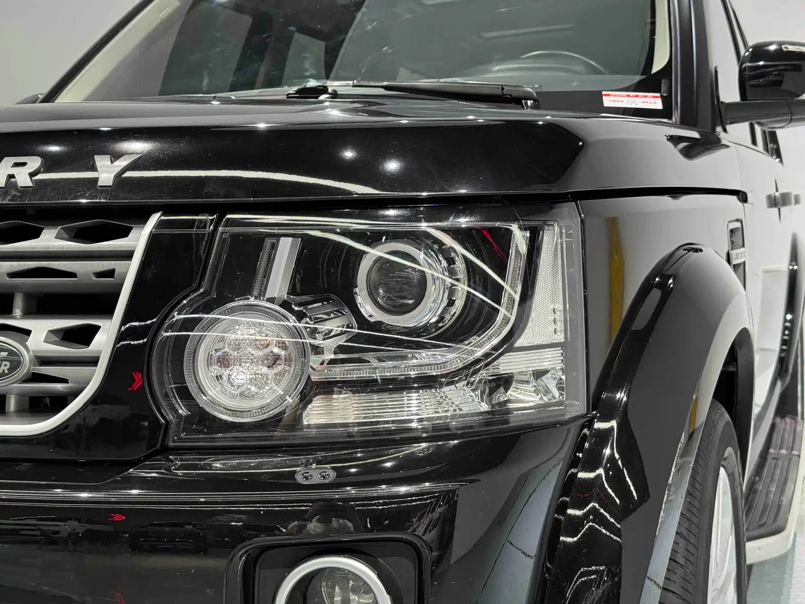 صورة 5 - Land Rover Discovery
