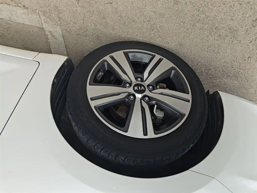 Kia Kaishen 2019 1.8L Automatic GLS фото 23