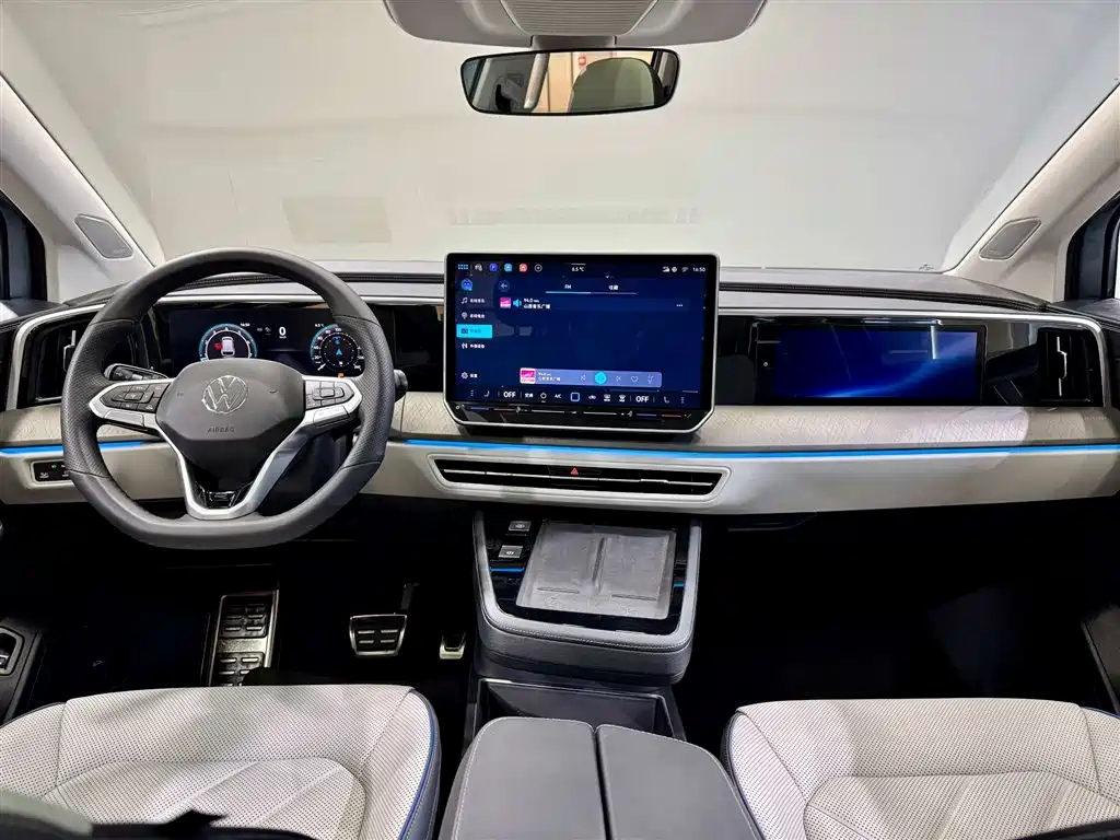 Volkswagen Talagon 2025 450TSI R-Line 6-Seater фото 13