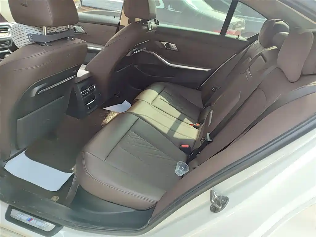 BMW 3 Series 2022 325Li M Sport Package фото 17
