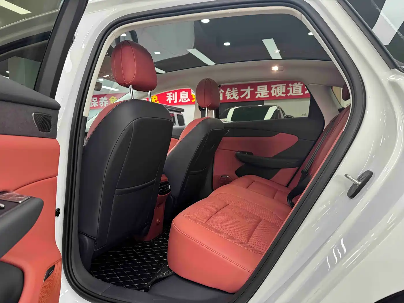 Hongqi HONGQI TIANGONG 05