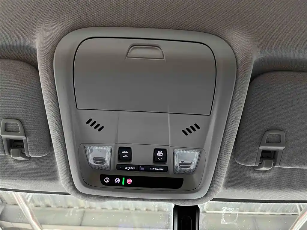 CHEVROLET EXPLORER
