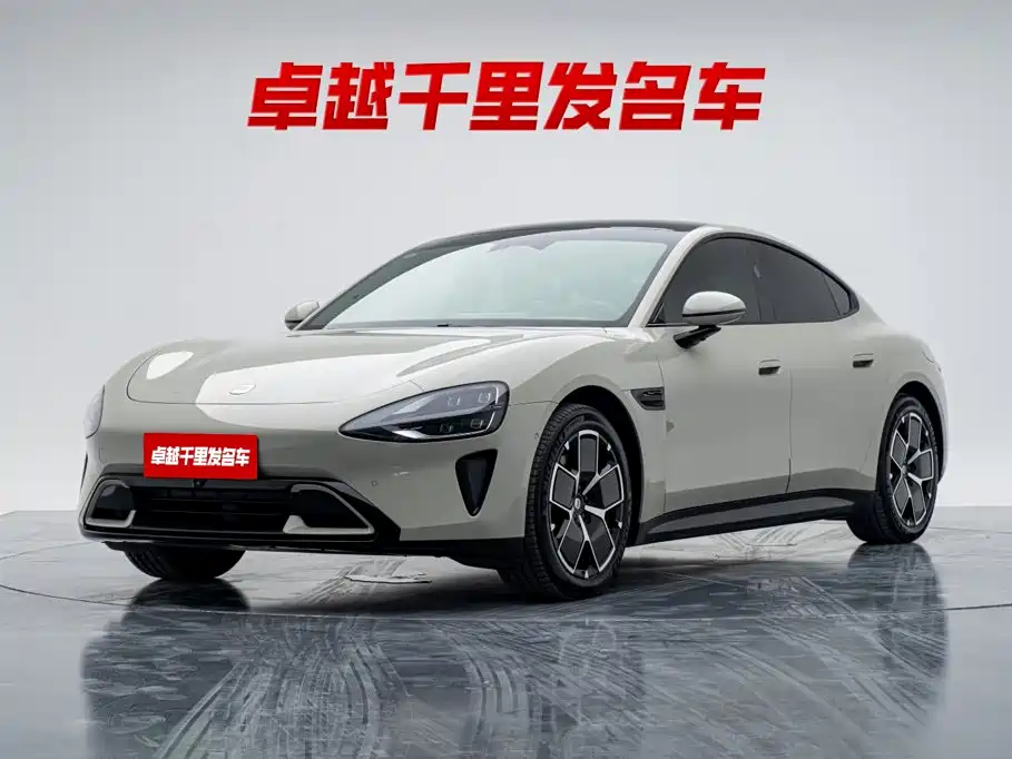 Xiaomi SU7 2024