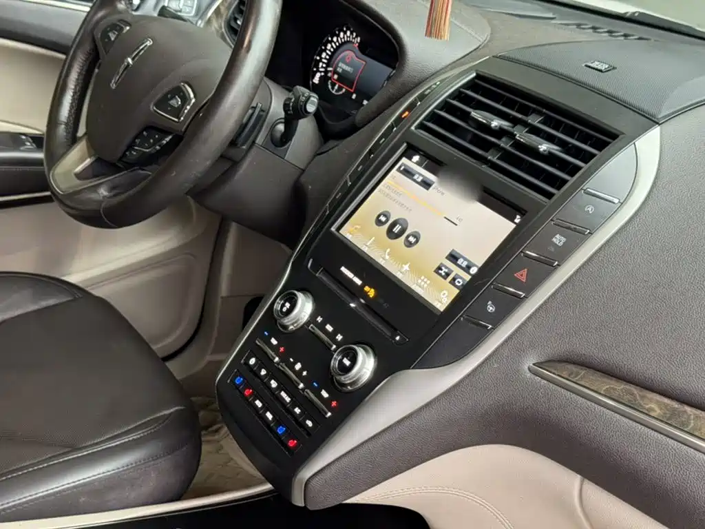 Lincoln MKC 2017 2017 2.0T 4WD Elegance Edition