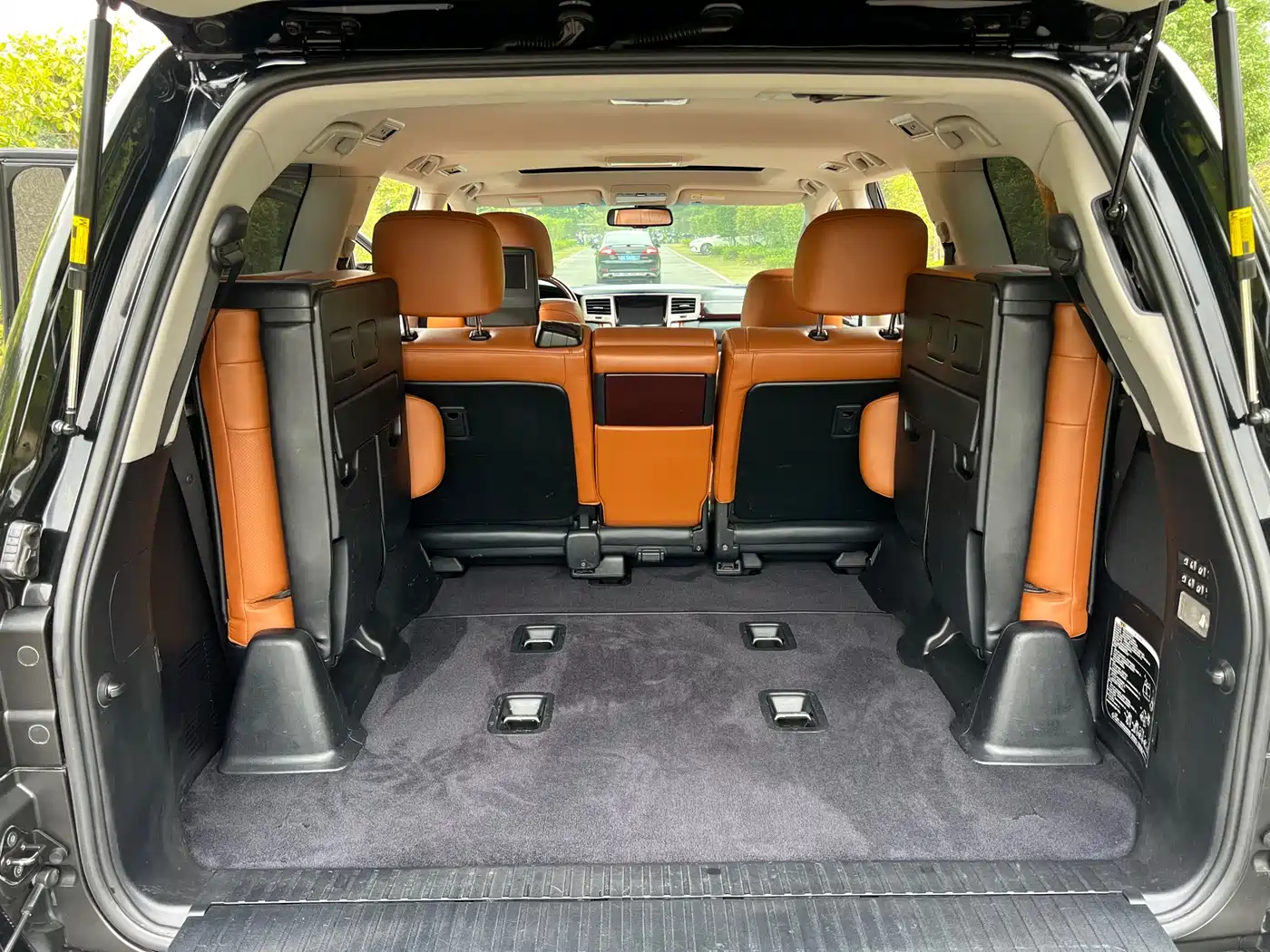 Lexus LX 2013 570 фото 12