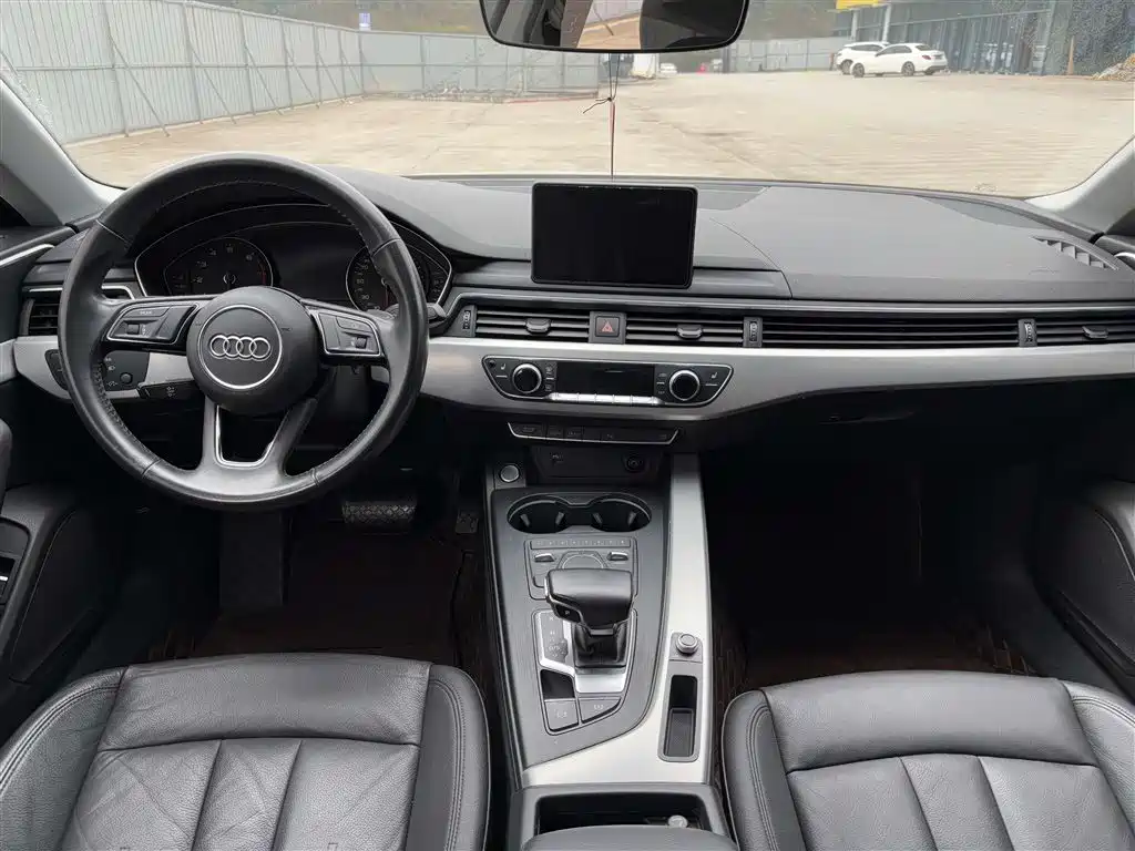 Audi A5 (Import) 2019 Sportback 40 TFSI Fashion фото 13