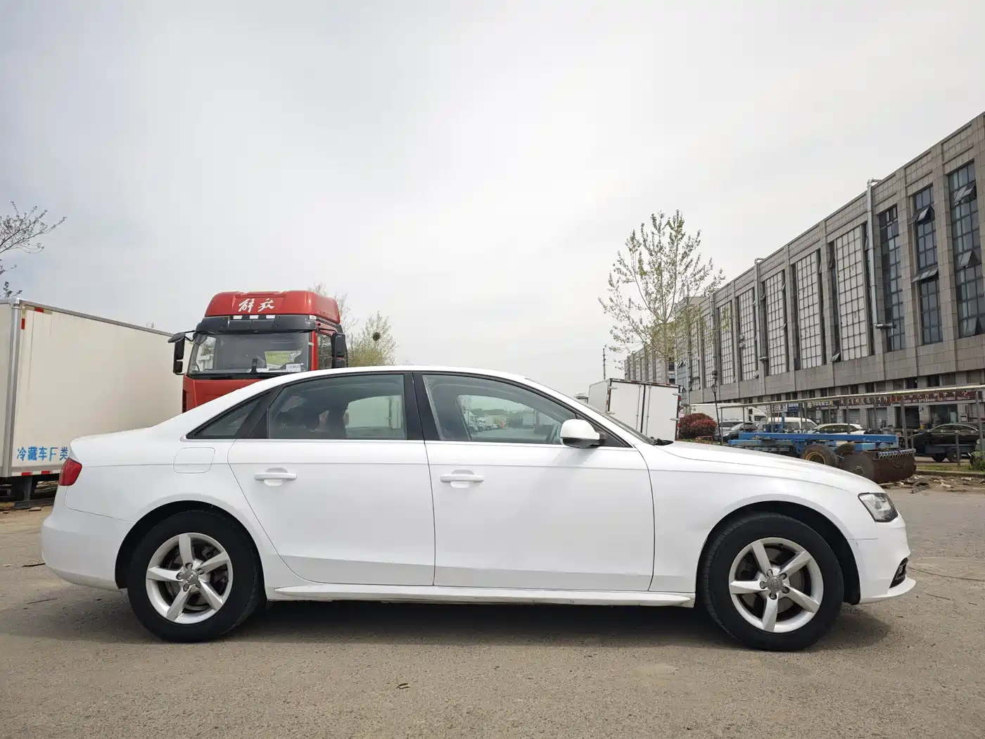 Audi A4L 2013 35 TFSI Automatic Comfort фото 14