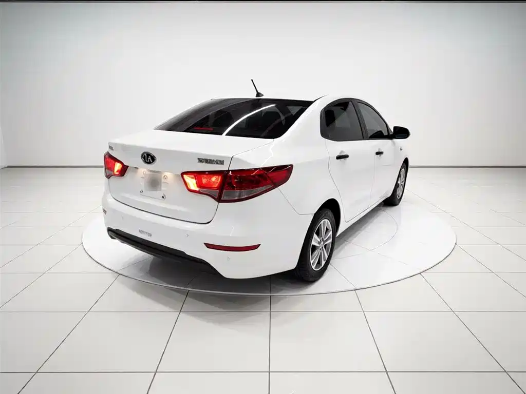 Kia K2 2015 Sedan 1.4L AT GLS фото 5