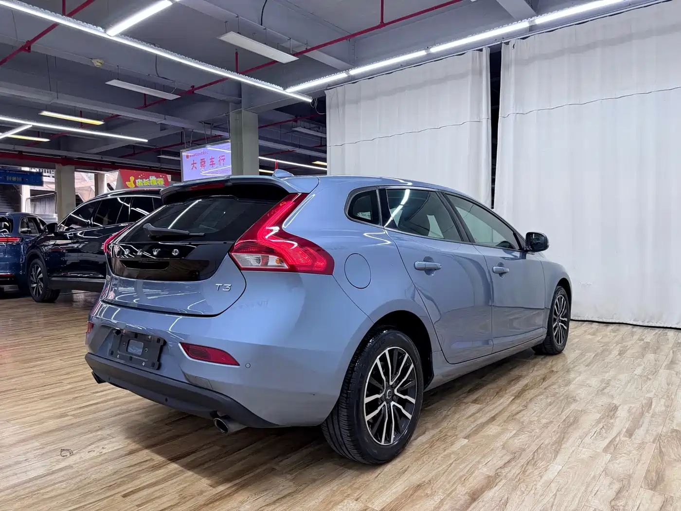 Volvo V40 2018 2018 T3 Inscription Edition