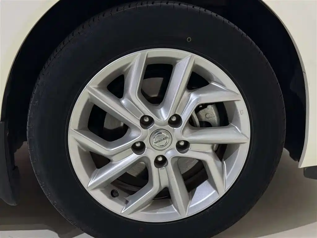 Nissan Tiida 2022 2021 1.6L CVT Smart Drive Edition