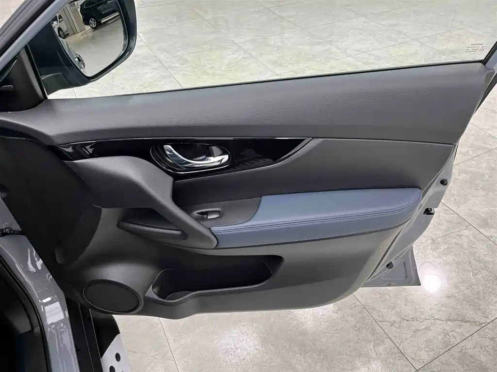 NISSAN QIJUN