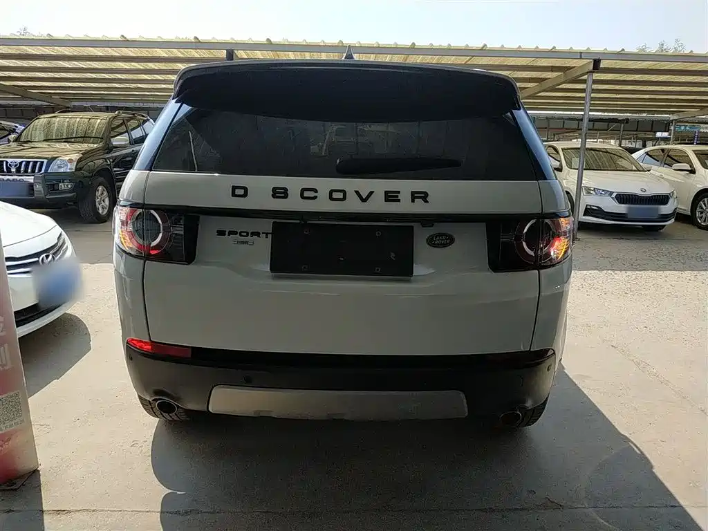 Land Rover Discovery Sport 2018 240PS HSE Edition фото 6