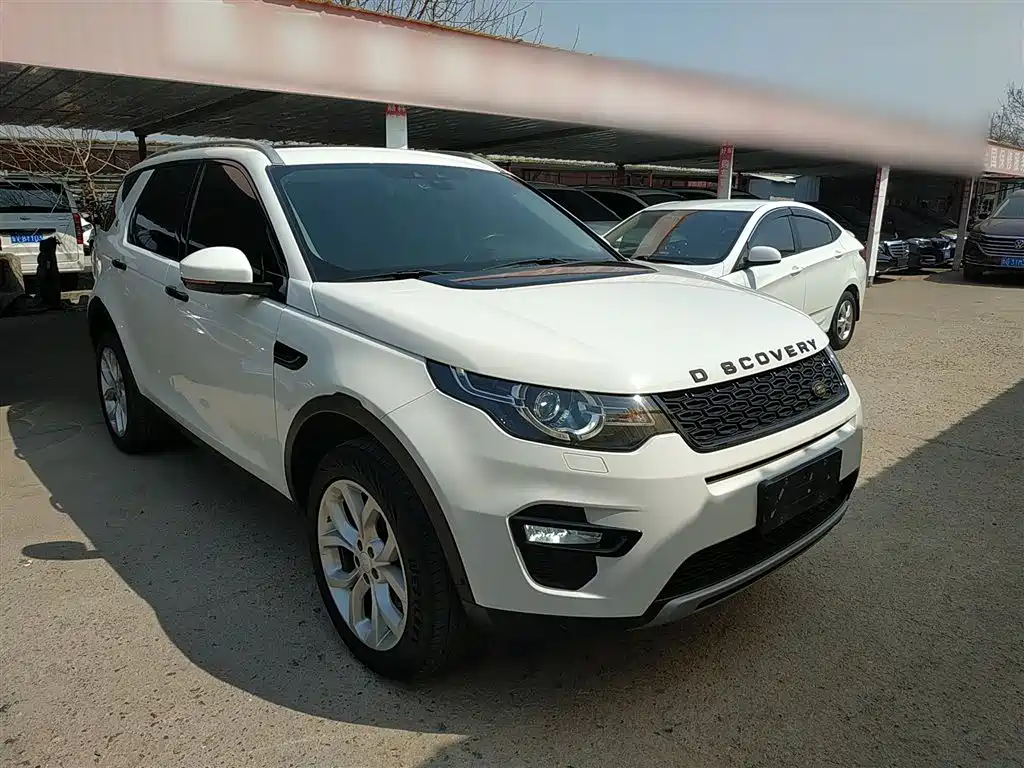 Land Rover Discovery Sport 2018 240PS HSE Edition фото 4