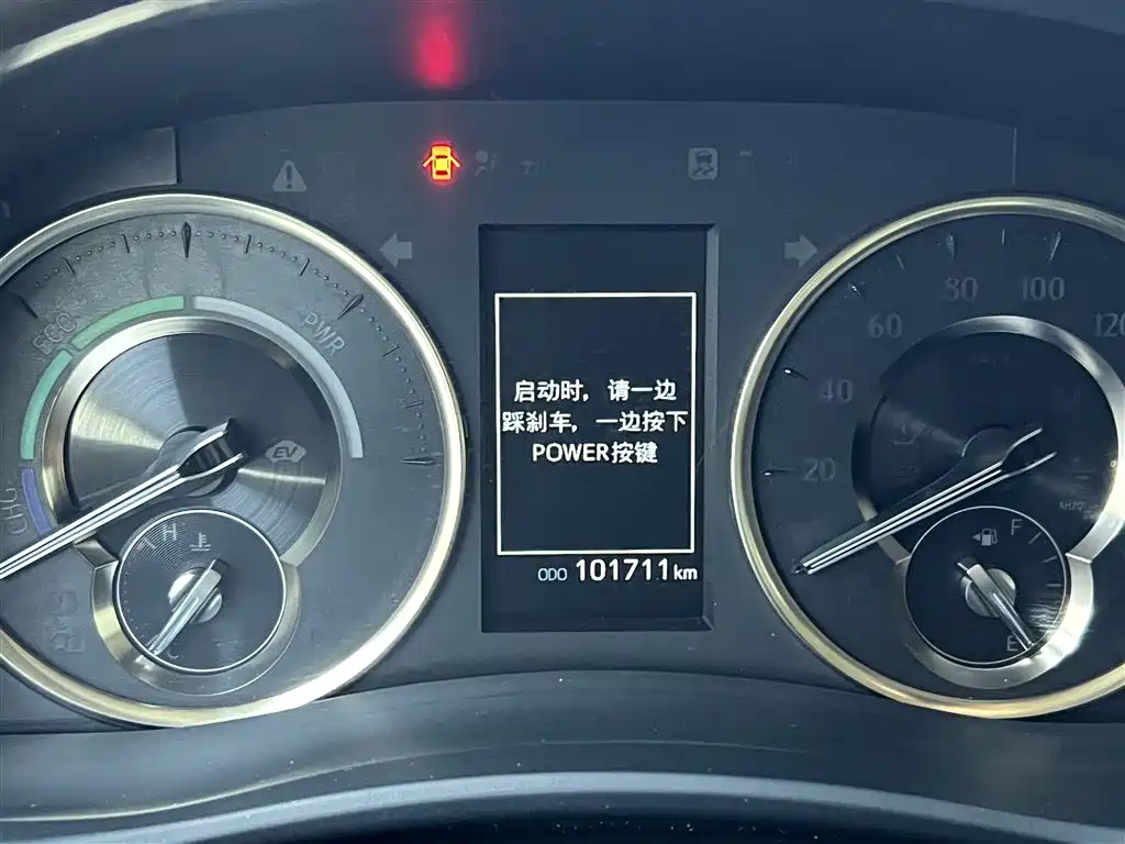 Toyota Alphard 2021 Hybrid 2.5L Luxury фото 12
