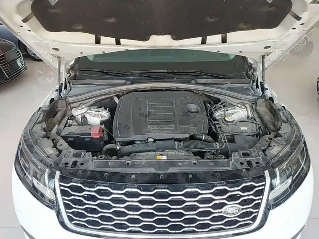 Фото 20 - Land Rover Range Rover Velar