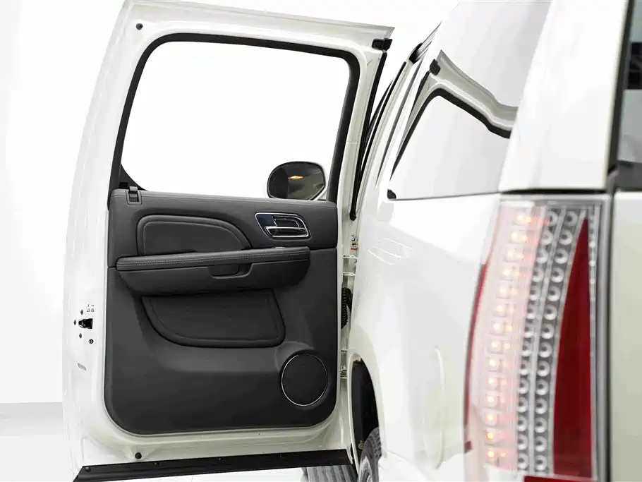 Cadillac Escalade 2014 2013 6.2L ESV Platinum Extended