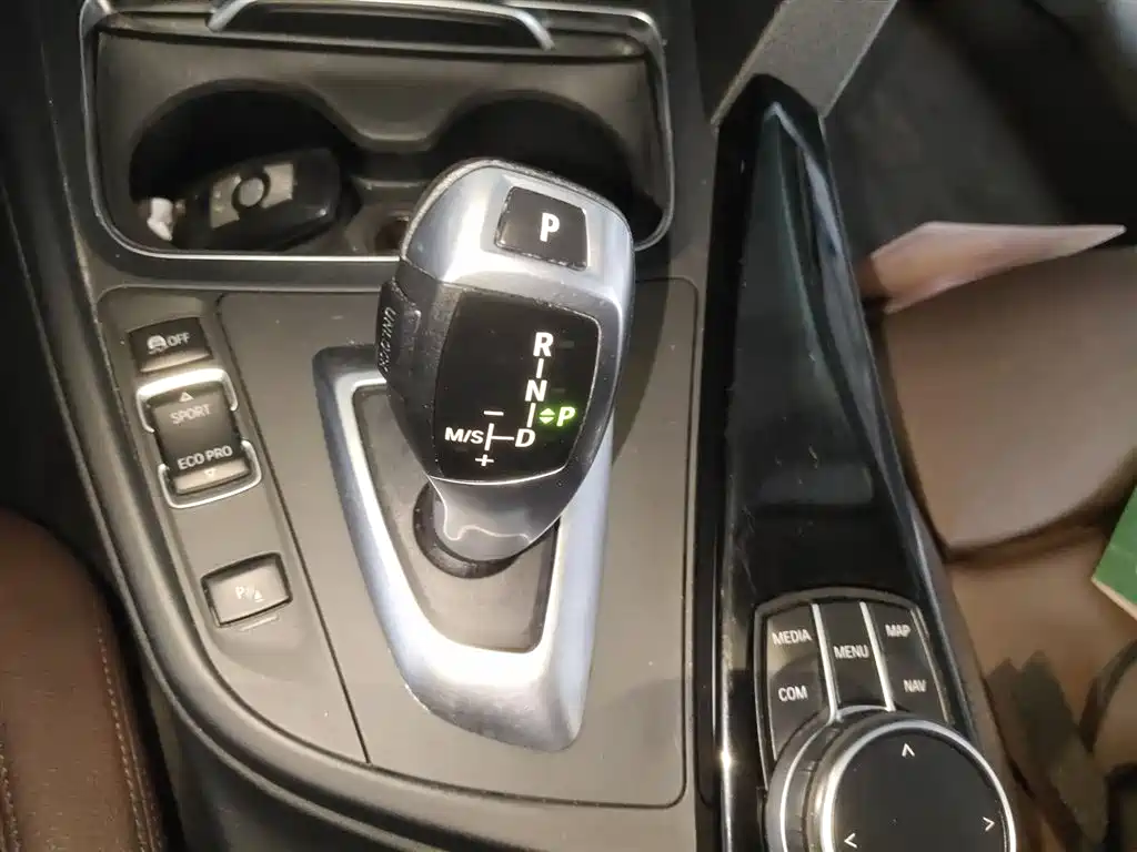 BMW 3 Series 2019 320Li Fashion Type фото 14