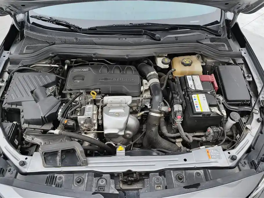 Chevrolet Monza 2022 Mild Hybrid RS 330T Automatic Comfort Edition фото 10