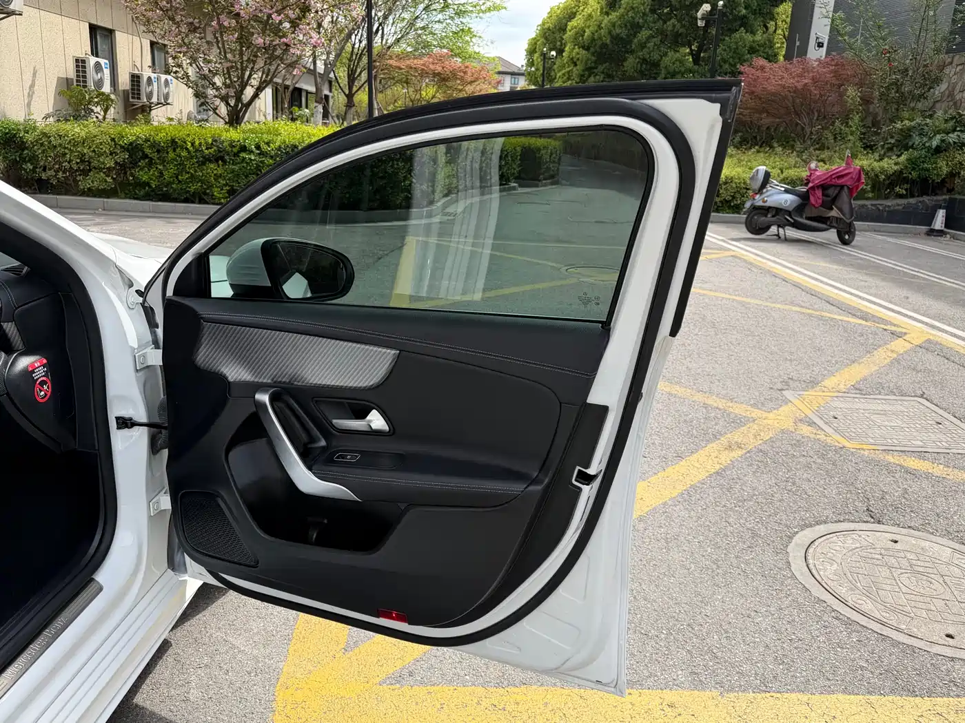 Mercedes-Benz A-Class 2023 A 200 L Dynamic фото 16