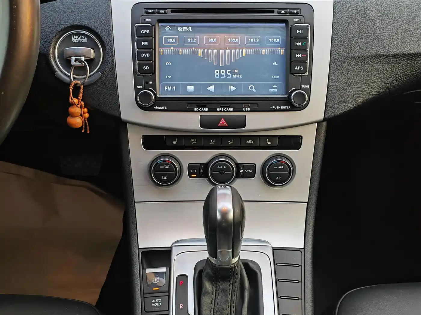 Volkswagen Magotan 2015 1.8TSI Luxury фото 8