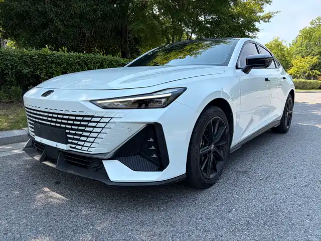 Changan UNI-V 1.5T, Спорт