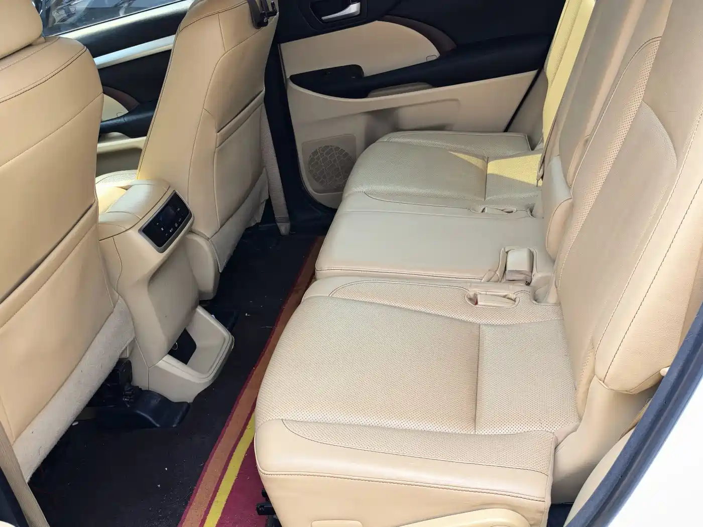 Toyota Highlander 2015 2.0T AWD Luxury Edition 7-seater фото 6